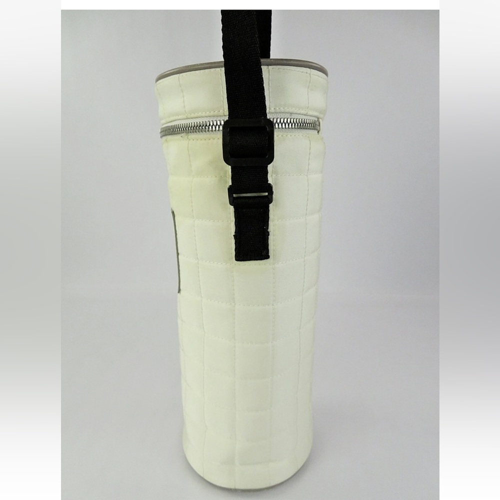 CHANEL White Quilted Bottle Carrier - Picture 6 of 16